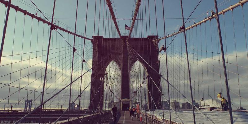 高价值货物国际物流安全全攻略：从智能海运追踪到专项供应链保险